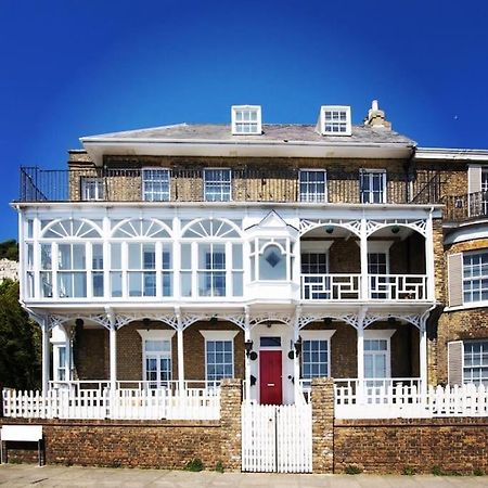 Flat 4 Marine Parade House, 1 East Cliff- Next To Dover Port, White Cliffs, Beach, Castle Esterno foto