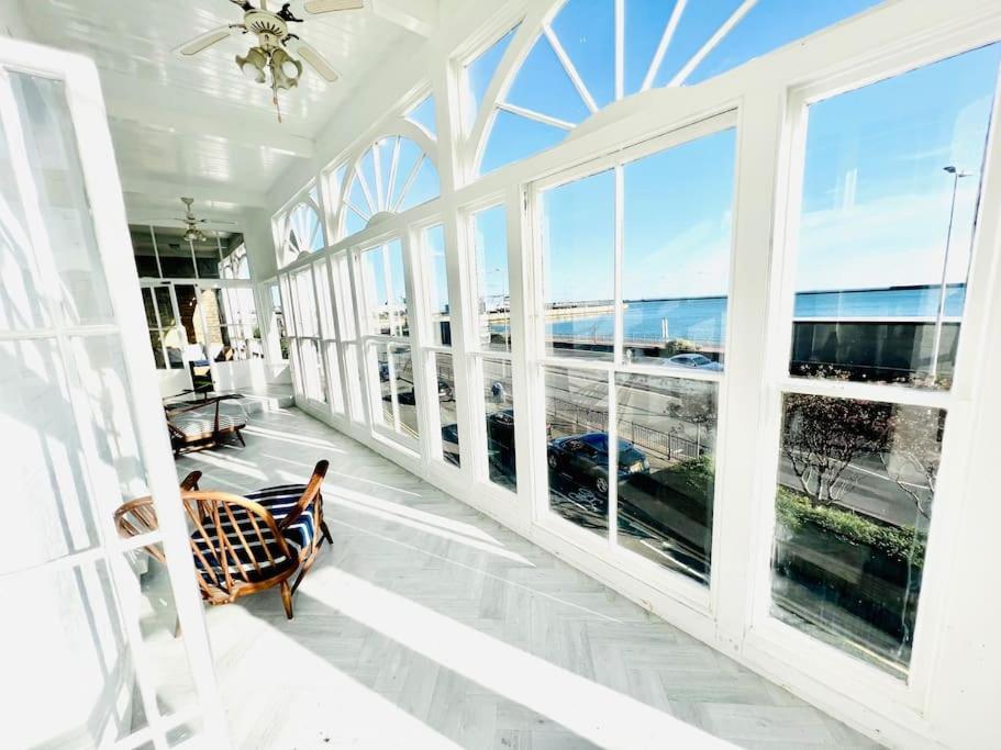 Flat 4 Marine Parade House, 1 East Cliff- Next To Dover Port, White Cliffs, Beach, Castle Esterno foto