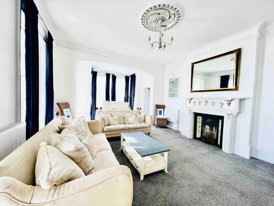 Flat 4 Marine Parade House, 1 East Cliff- Next To Dover Port, White Cliffs, Beach, Castle Esterno foto
