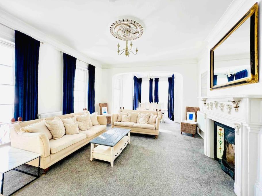 Flat 4 Marine Parade House, 1 East Cliff- Next To Dover Port, White Cliffs, Beach, Castle Esterno foto