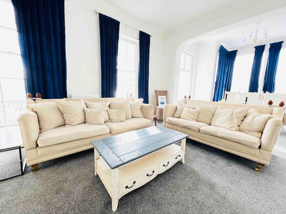 Flat 4 Marine Parade House, 1 East Cliff- Next To Dover Port, White Cliffs, Beach, Castle Esterno foto