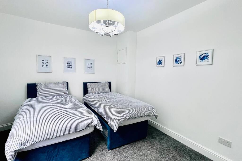 Flat 4 Marine Parade House, 1 East Cliff- Next To Dover Port, White Cliffs, Beach, Castle Esterno foto